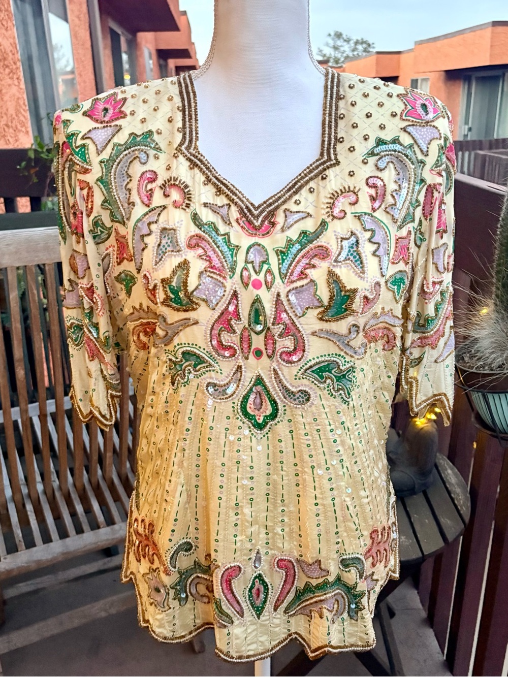 Vintage 90’s Beaded Women's Back Zip Blouse with Multicolor Sequin Motif